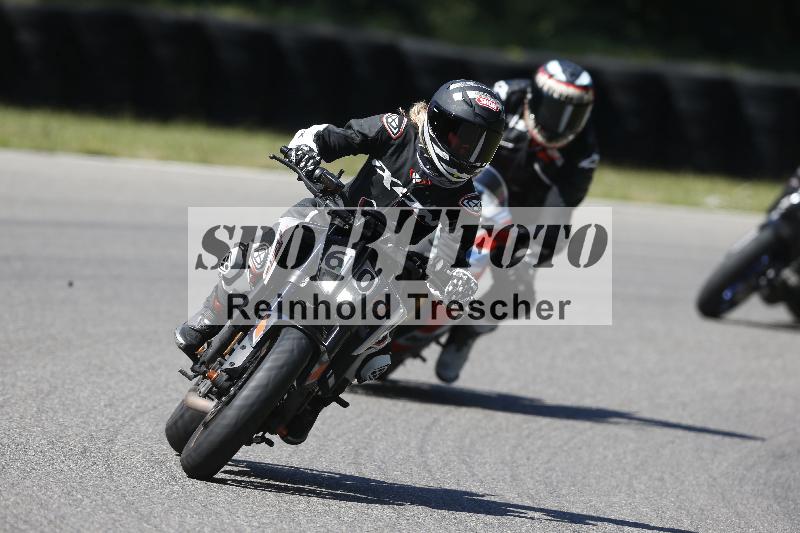 Archiv-2025/48 25.08.2025 Cornu Master School ADR/gruen-vert/60